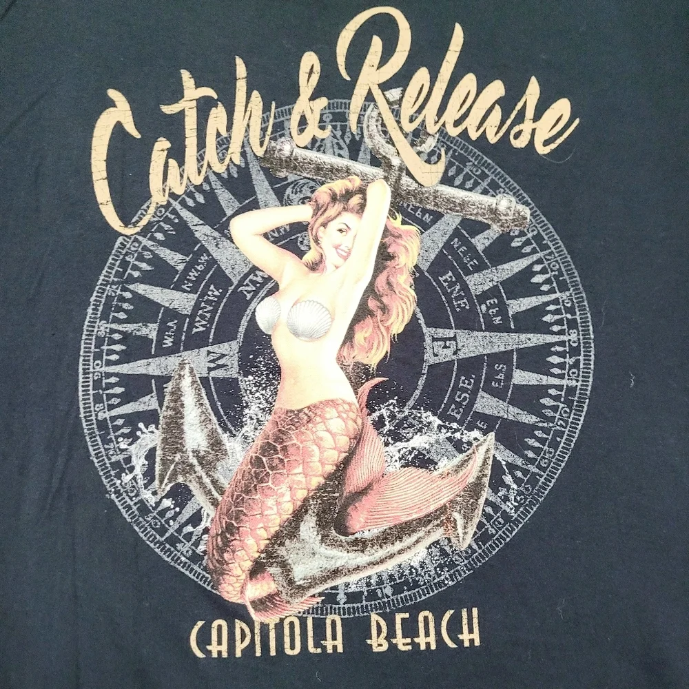The DUCK Company Catch & Release Mermaid Capitola Beach TShirt 100% Cotton Large - Picture 1 of 9